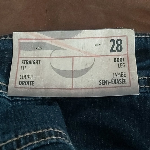 Penningtons straight fit boot leg Jean's sz 28 - Picture 4 of 4